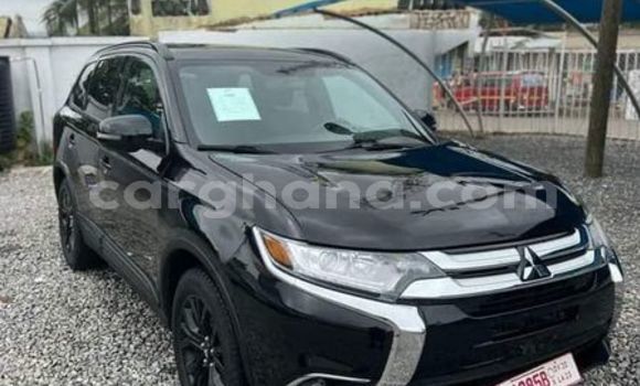 Sayi Na hannu Mitsubishi Outlander Black Mota in Accra a Greater Accra