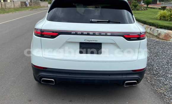 Buy Used Porsche Cayenne White Car in Accra in Greater Accra Buy Used Porsche Cayenne White Car in Accra in Greater Accra