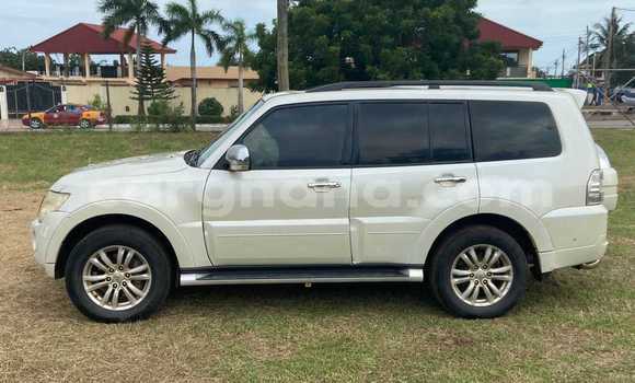 Buy Used Mitsubishi Pajero White Car in Accra in Greater Accra Buy Used Mitsubishi Pajero White Car in Accra in Greater Accra