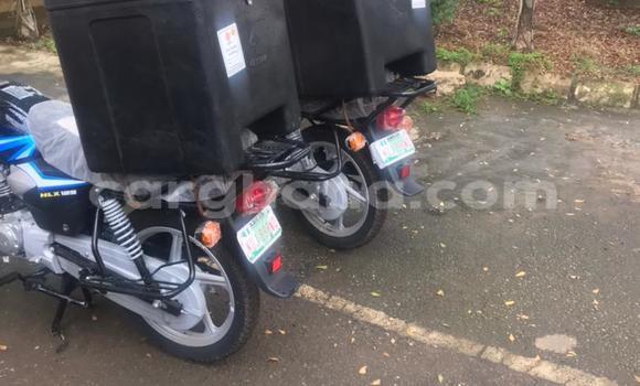 Ra Tuntun TVS HLX125 funfun Mọto in Sekondi–Takoradi Metropolitan ni Oorun Ra Tuntun TVS HLX125 funfun Mọto in Sekondi–Takoradi Metropolitan ni Oorun