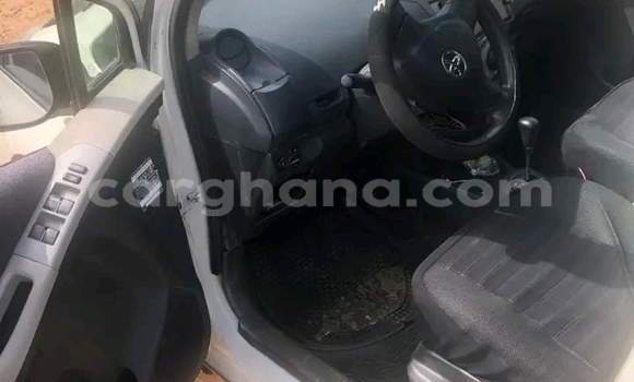 Buy Used Toyota Yaris White Car in Accra in Greater Accra Buy Used Toyota Yaris White Car in Accra in Greater Accra