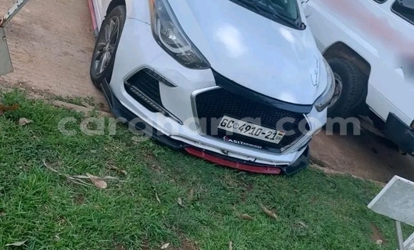 Buy Used Hyundai Elantra White Car in Accra in Greater Accra Buy Used Hyundai Elantra White Car in Accra in Greater Accra