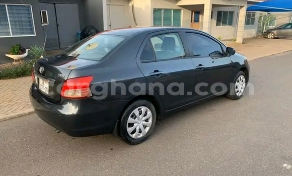 Ra Àlòkù Toyota Yaris Black Ọkọ̀ in Accra ni Greater Accra Ra Àlòkù Toyota Yaris Black Ọkọ̀ in Accra ni Greater Accra