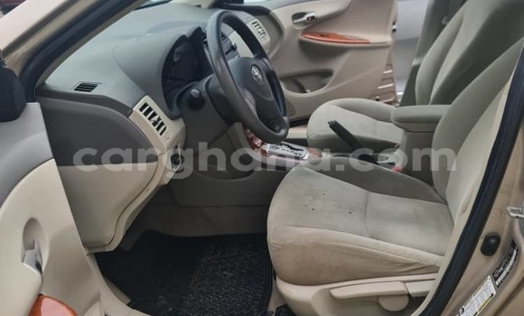 Ra Àlòkù Toyota Corolla Silver Ọkọ̀ in Sekondi–Takoradi Metropolitan ni Oorun Ra Àlòkù Toyota Corolla Silver Ọkọ̀ in Sekondi–Takoradi Metropolitan ni Oorun
