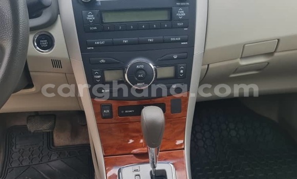 Ra Àlòkù Toyota Corolla Silver Ọkọ̀ in Sekondi–Takoradi Metropolitan ni Oorun Ra Àlòkù Toyota Corolla Silver Ọkọ̀ in Sekondi–Takoradi Metropolitan ni Oorun