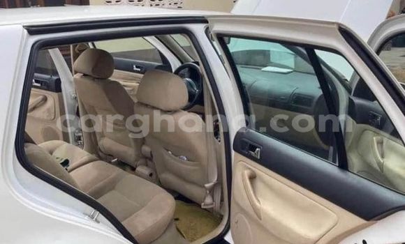 Buy Used Volkswagen Golf White Car in Accra in Greater Accra Buy Used Volkswagen Golf White Car in Accra in Greater Accra