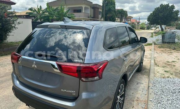 Ra Àlòkù Mitsubishi Outlander Miiran Ọkọ̀ in Accra ni Greater Accra