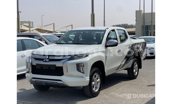 Ra Imported Mitsubishi L200 funfun Ọkọ̀ in Import - Dubai ni Ashanti Ra Imported Mitsubishi L200 funfun Ọkọ̀ in Import - Dubai ni Ashanti