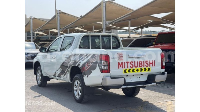 Big with watermark mitsubishi l200 ashanti import dubai 57017