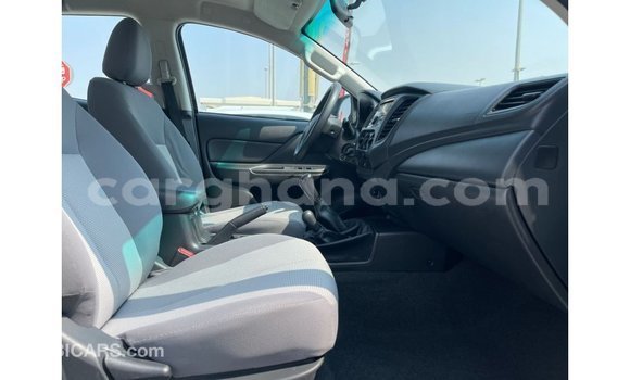 Ra Imported Mitsubishi L200 funfun Ọkọ̀ in Import - Dubai ni Ashanti Ra Imported Mitsubishi L200 funfun Ọkọ̀ in Import - Dubai ni Ashanti