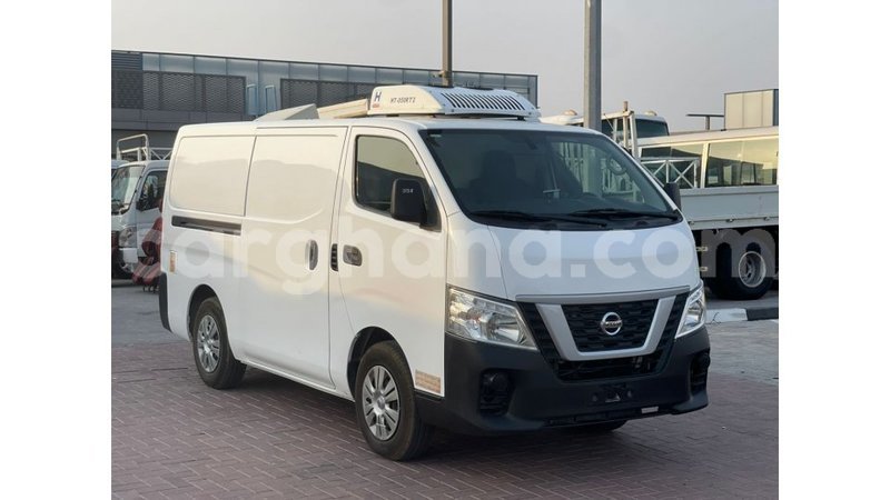 Big with watermark nissan urvan ashanti import dubai 57018