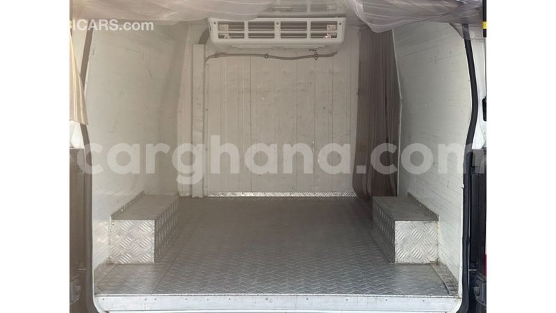 Big with watermark nissan urvan ashanti import dubai 57018