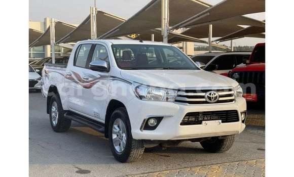 Buy Import Toyota Hilux White Car in Import - Dubai in Ashanti Buy Import Toyota Hilux White Car in Import - Dubai in Ashanti