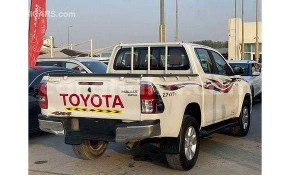 Buy Import Toyota Hilux White Car in Import - Dubai in Ashanti Buy Import Toyota Hilux White Car in Import - Dubai in Ashanti