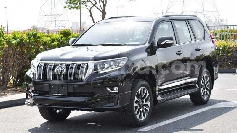 Big with watermark toyota prado ashanti import dubai 57023