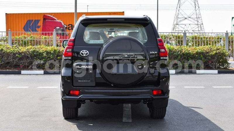 Big with watermark toyota prado ashanti import dubai 57023