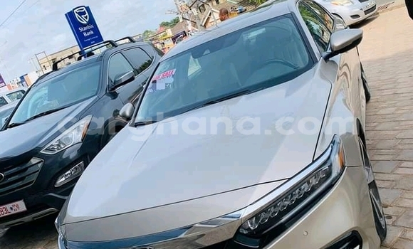 Buy Used Honda Accord Beige Car in Accra in Greater Accra Buy Used Honda Accord Beige Car in Accra in Greater Accra