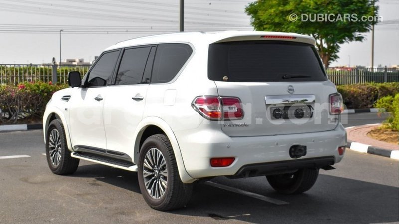 Big with watermark nissan patrol ashanti import dubai 57040