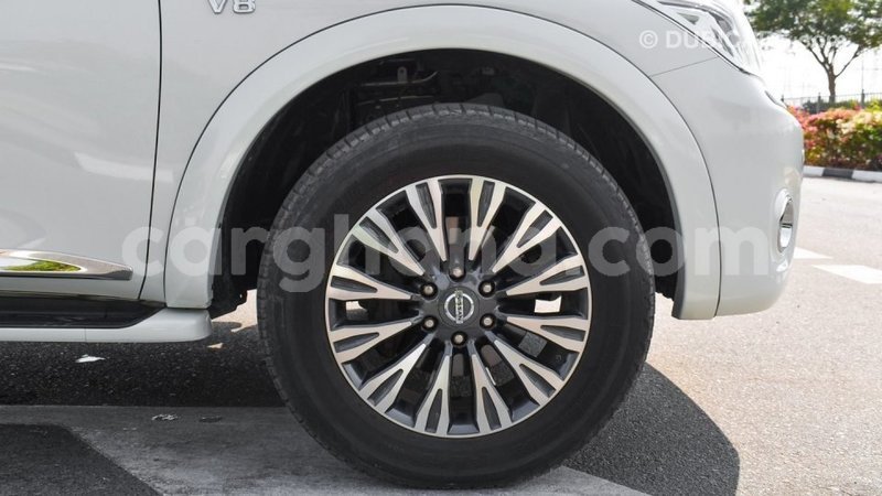 Big with watermark nissan patrol ashanti import dubai 57040