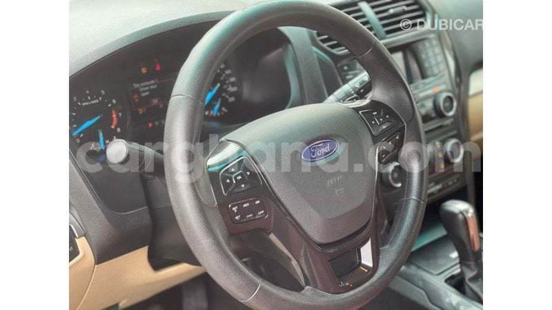 Big with watermark ford explorer ashanti import dubai 57042