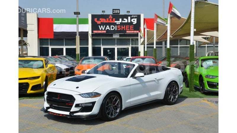 Big with watermark ford mustang ashanti import dubai 57044