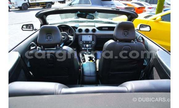 Ra Imported Ford Mustang funfun Ọkọ̀ in Import - Dubai ni Ashanti Ra Imported Ford Mustang funfun Ọkọ̀ in Import - Dubai ni Ashanti