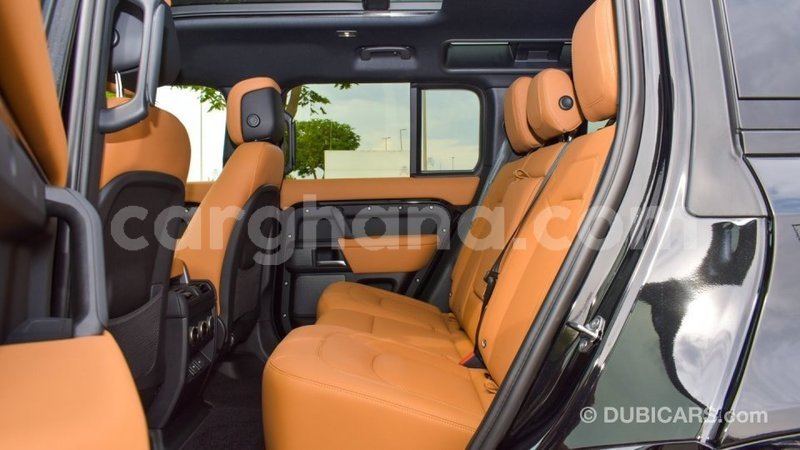 Big with watermark land rover defender ashanti import dubai 57047