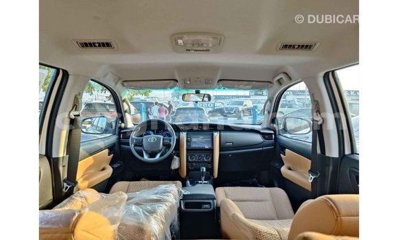 Buy Import Toyota Fortuner Other Car in Import - Dubai in Ashanti Buy Import Toyota Fortuner Other Car in Import - Dubai in Ashanti
