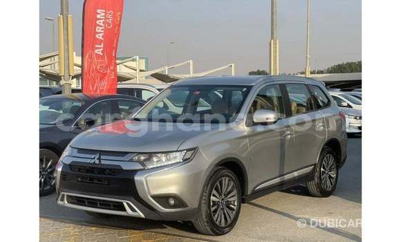 Sayi Imported Mitsubishi Outlander Azurfa Mota in Import - Dubai a Ashanti Sayi Imported Mitsubishi Outlander Azurfa Mota in Import - Dubai a Ashanti
