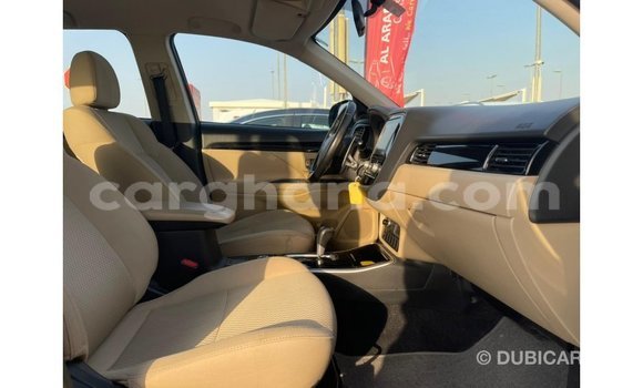 Sayi Imported Mitsubishi Outlander Azurfa Mota in Import - Dubai a Ashanti Sayi Imported Mitsubishi Outlander Azurfa Mota in Import - Dubai a Ashanti