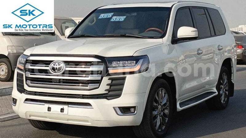 Big with watermark toyota land cruiser ashanti import dubai 57060