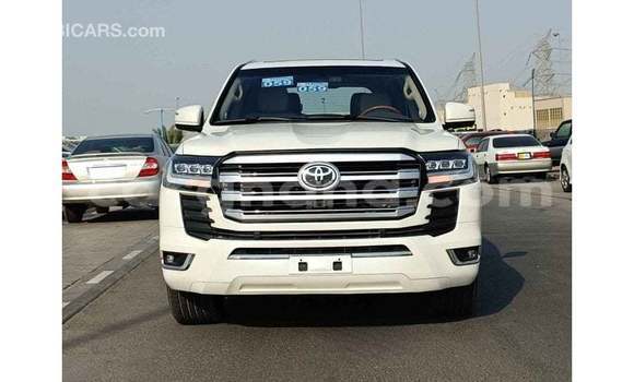 Buy Import Toyota Land Cruiser White Car in Import - Dubai in Ashanti Buy Import Toyota Land Cruiser White Car in Import - Dubai in Ashanti