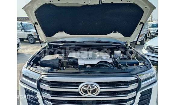 Buy Import Toyota Land Cruiser White Car in Import - Dubai in Ashanti Buy Import Toyota Land Cruiser White Car in Import - Dubai in Ashanti