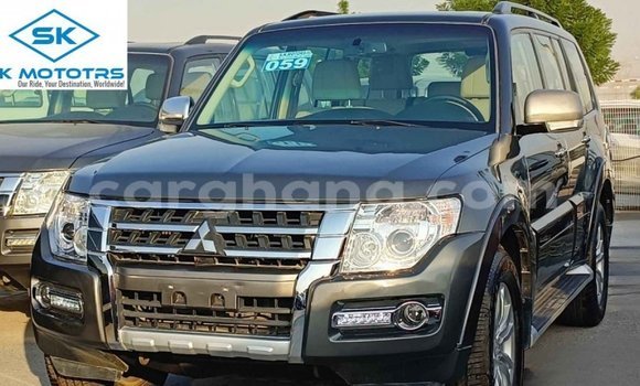 Ra Imported Mitsubishi Pajero funfun Ọkọ̀ in Import - Dubai ni Ashanti