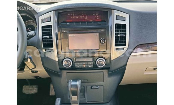 Buy Import Mitsubishi Pajero White Car in Import - Dubai in Ashanti Buy Import Mitsubishi Pajero White Car in Import - Dubai in Ashanti