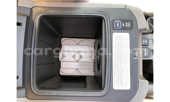 Sayi Imported Toyota Prado White Mota in Import - Dubai a Ashanti Sayi Imported Toyota Prado White Mota in Import - Dubai a Ashanti