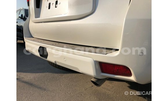 Sayi Imported Toyota Prado White Mota in Import - Dubai a Ashanti Sayi Imported Toyota Prado White Mota in Import - Dubai a Ashanti