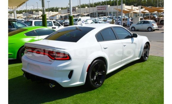 Sayi Imported Dodge Charger White Mota in Import - Dubai a Ashanti Sayi Imported Dodge Charger White Mota in Import - Dubai a Ashanti