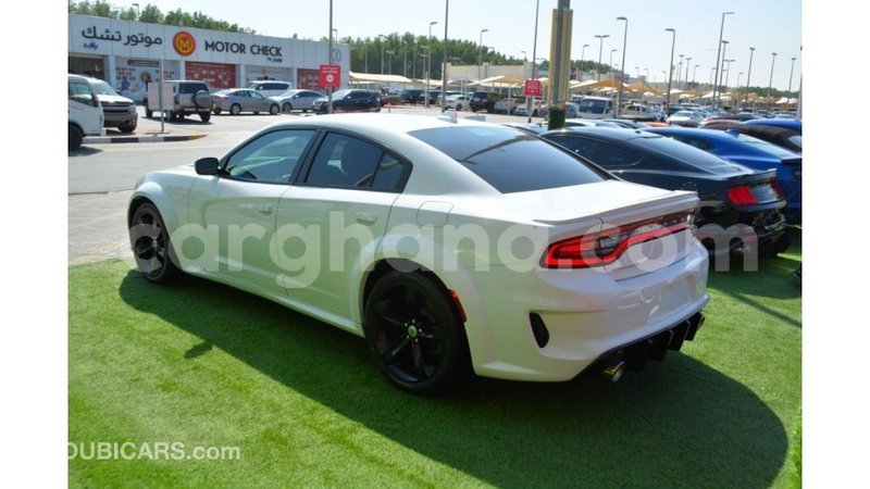 Big with watermark dodge charger ashanti import dubai 57066