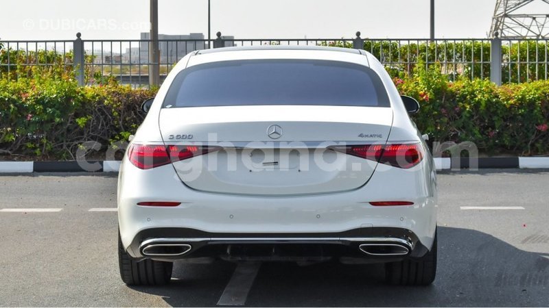 Big with watermark mercedes benz a200 ashanti import dubai 57069