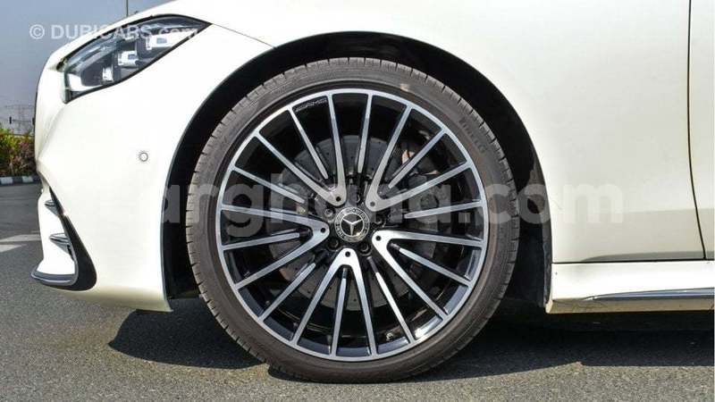 Big with watermark mercedes benz a200 ashanti import dubai 57069