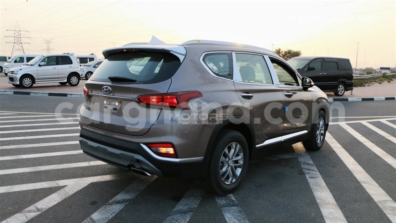 Big with watermark hyundai santa fe ashanti import dubai 10591