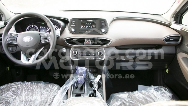 Big with watermark hyundai santa fe ashanti import dubai 10591