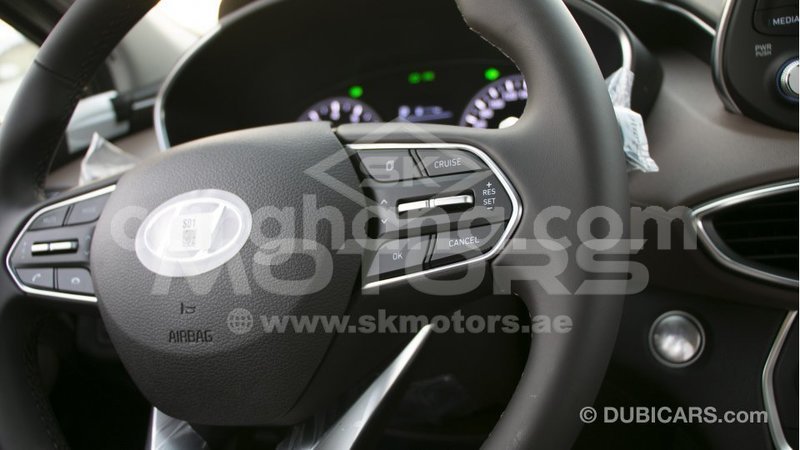 Big with watermark hyundai santa fe ashanti import dubai 10591