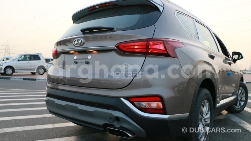 Big with watermark hyundai santa fe ashanti import dubai 10591