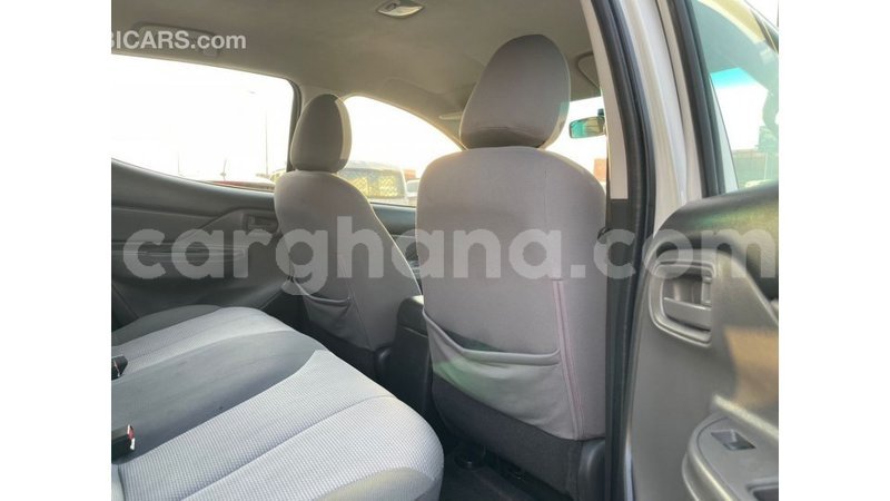 Big with watermark mitsubishi l200 ashanti import dubai 57071