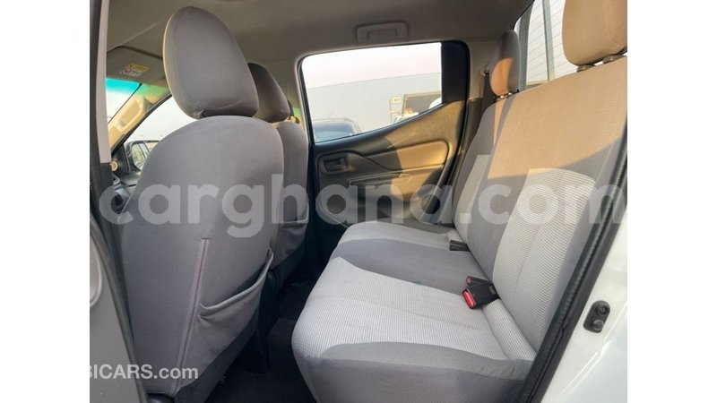 Big with watermark mitsubishi l200 ashanti import dubai 57071