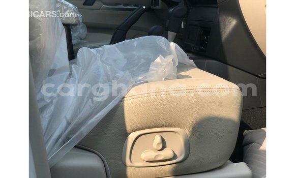 Sayi Imported Mitsubishi Pajero White Mota in Import - Dubai a Ashanti Sayi Imported Mitsubishi Pajero White Mota in Import - Dubai a Ashanti