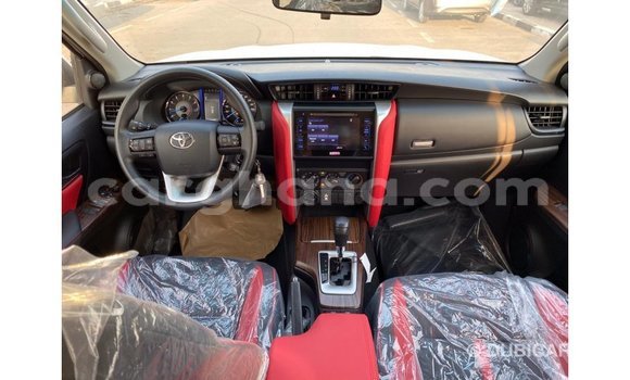 Buy Import Toyota Fortuner White Car in Import - Dubai in Ashanti Buy Import Toyota Fortuner White Car in Import - Dubai in Ashanti