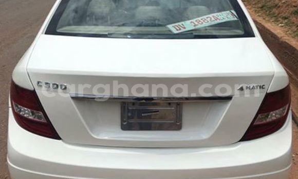 Sayi Na hannu Mercedes‒Benz C–Class White Mota in Accra a Greater Accra Sayi Na hannu Mercedes‒Benz C–Class White Mota in Accra a Greater Accra